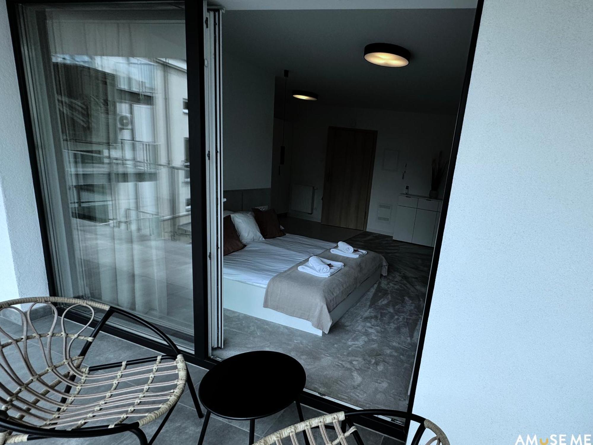 Amuse Me Aparthotel Kielce Bagian luar foto